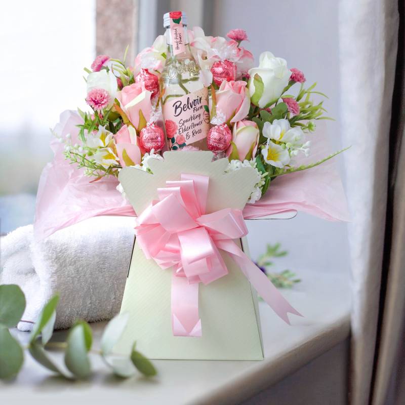 Pink Sparkle & Chocolate Bouquet Pink Sparkle & Chocolate Bouquet
