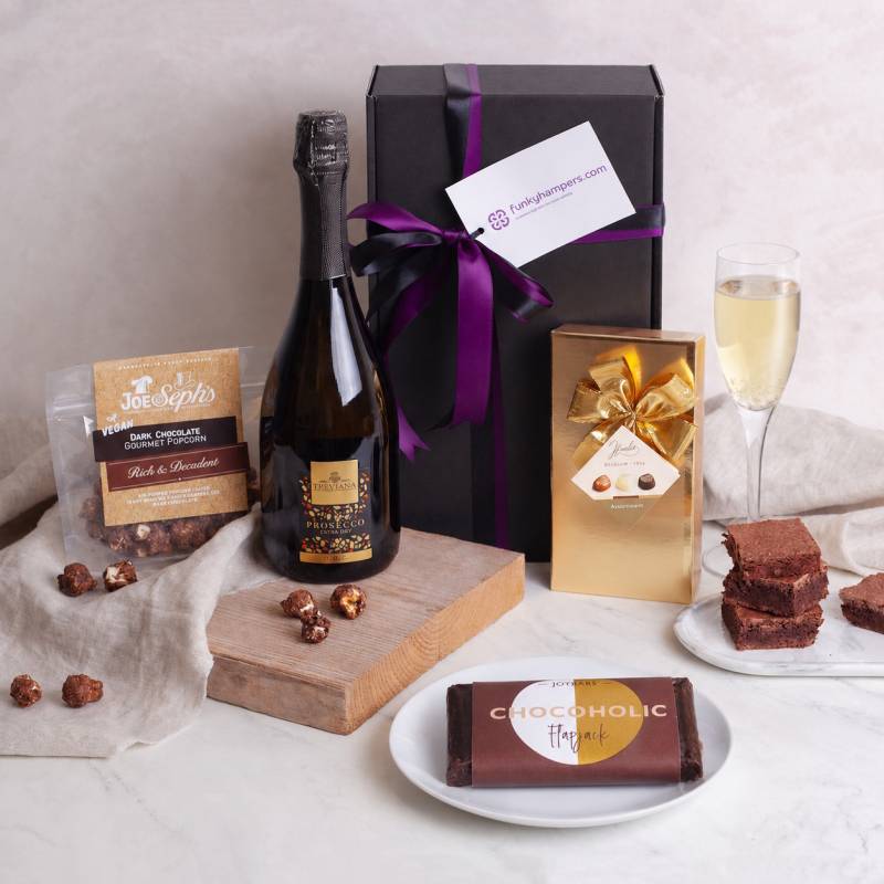 Prosecco and Chocoholics Treats Hamper Prosecco and Chocoholics Treats Hamper